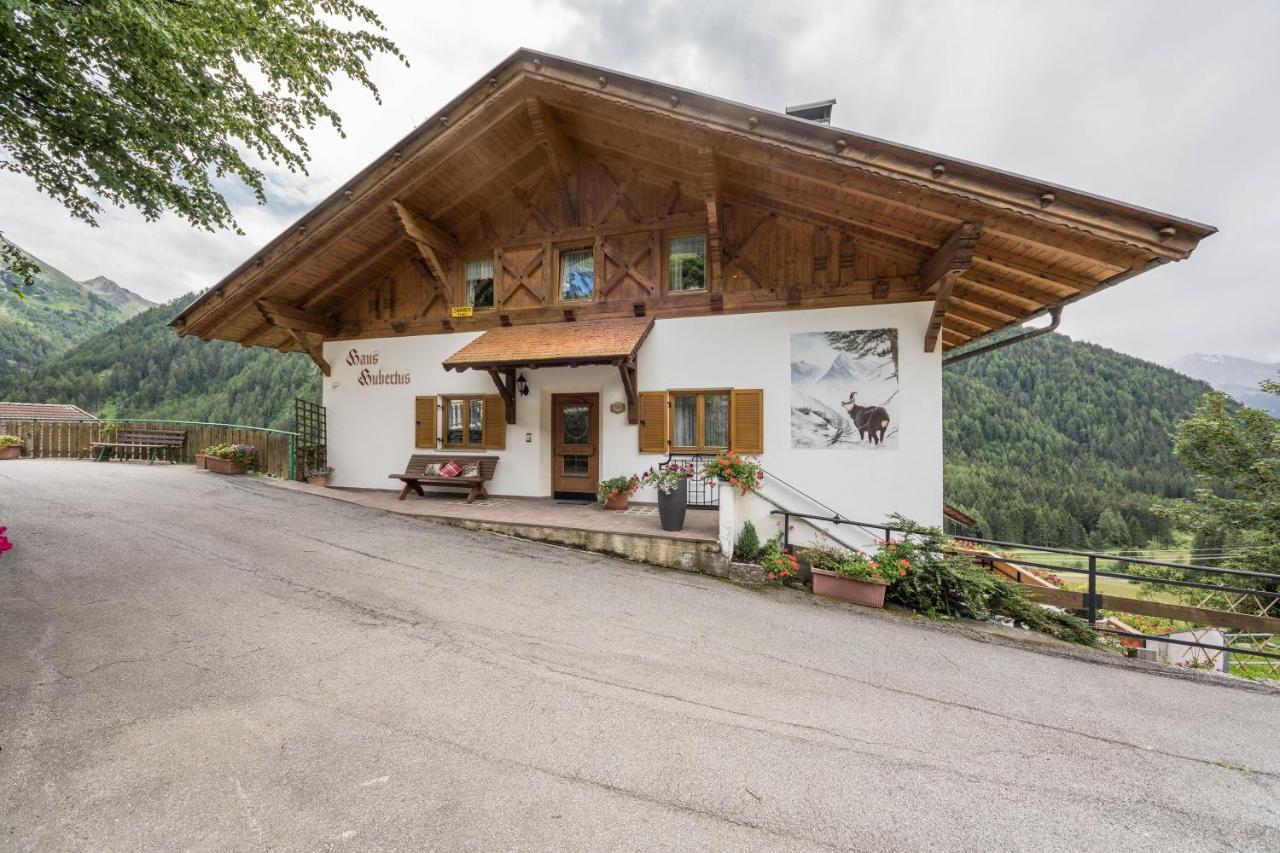 Haus Hubertus - Fewo 5 San Leonardo in Passiria Exterior photo